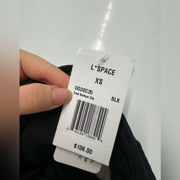 Lspace buttom - Picture 2 of 6